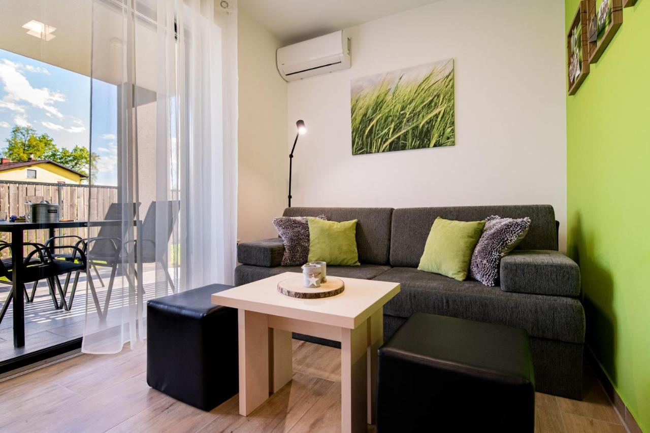 Apartmaji Banonia " Poletni Vetrc " بانوفيتشي المظهر الخارجي الصورة